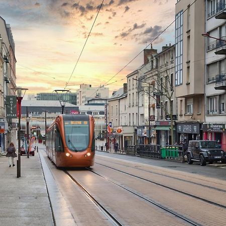 Le Mans Appartement Gare TGV et proche centre Extérieur photo