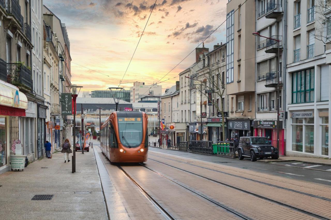 Le Mans Appartement Gare TGV et proche centre Extérieur photo